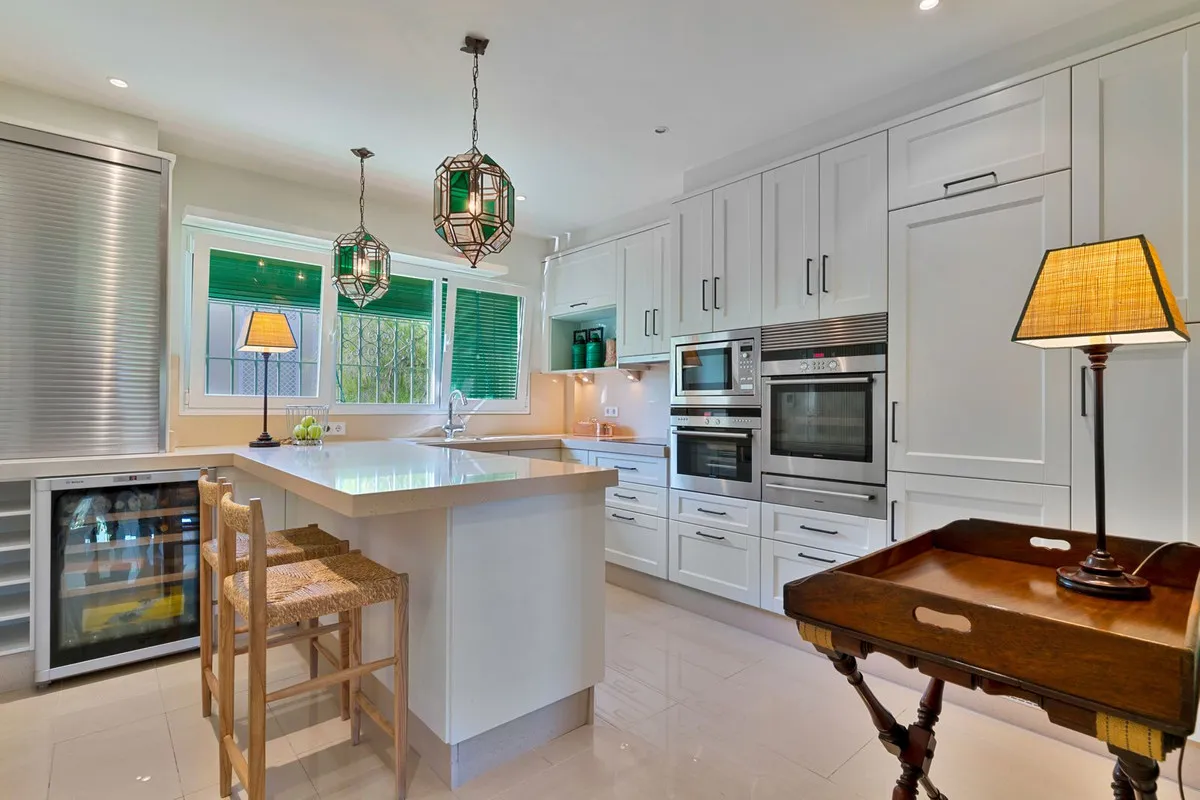 e007f269-ec87-4a09-86c8-30ec0630c045