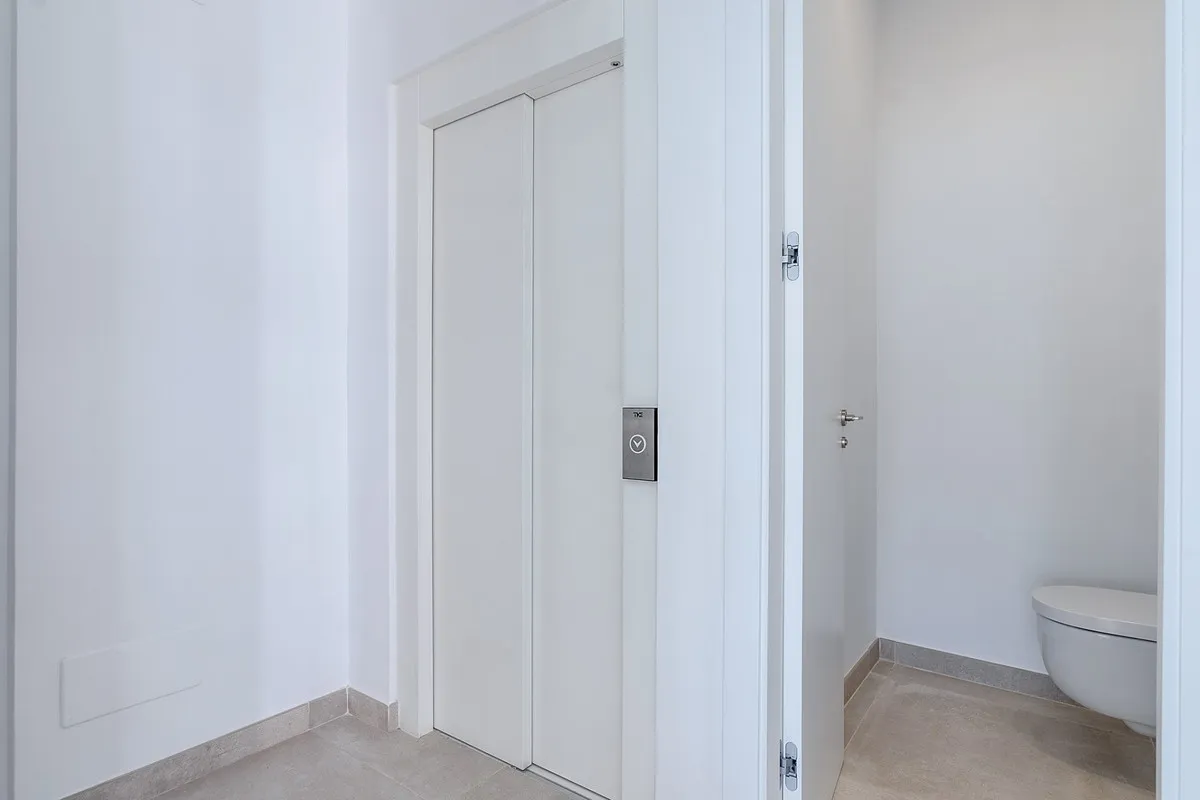 fa36c836-128e-4a8d-a7b4-76392f9e33b1