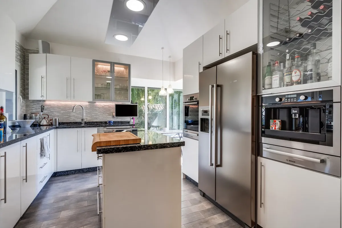 132125ec-163e-45ca-a937-a9c894144922