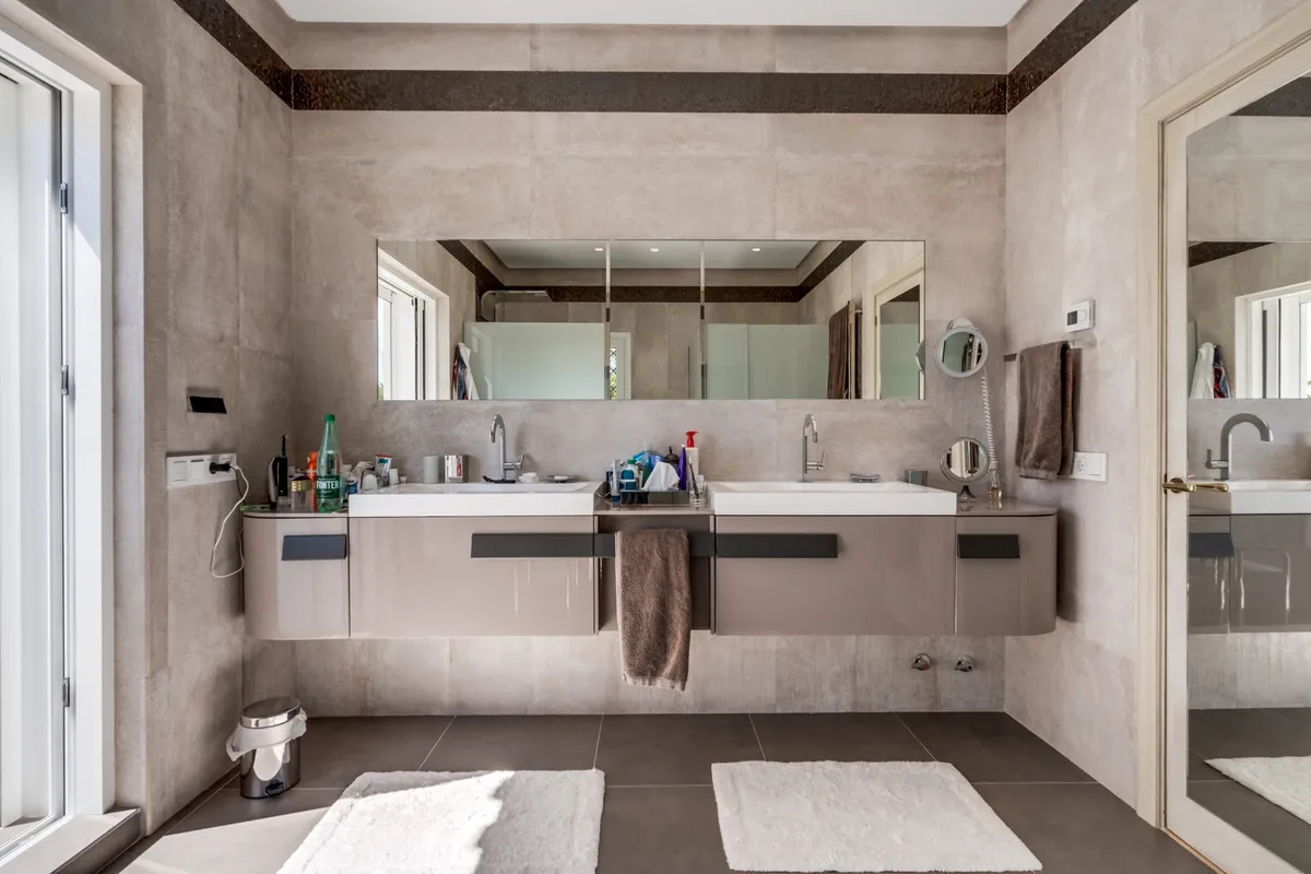 600bf560-1699-4e27-bfeb-73d76f9bc98d