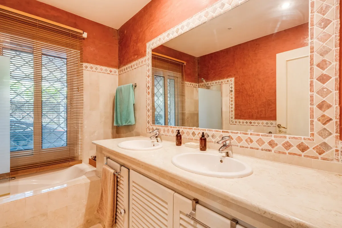 cbef2c2f-5268-4113-9058-f4b8057a89a7