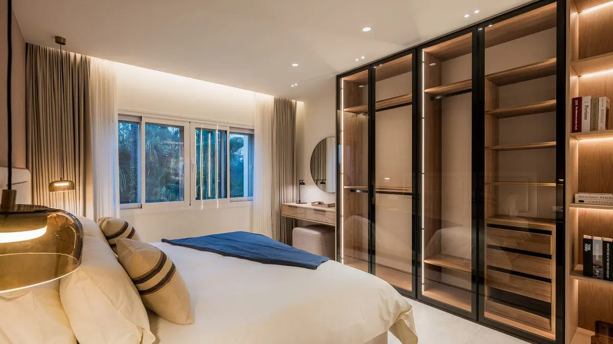 04c95beb-0727-466f-89e0-5f0ef1fb25ba