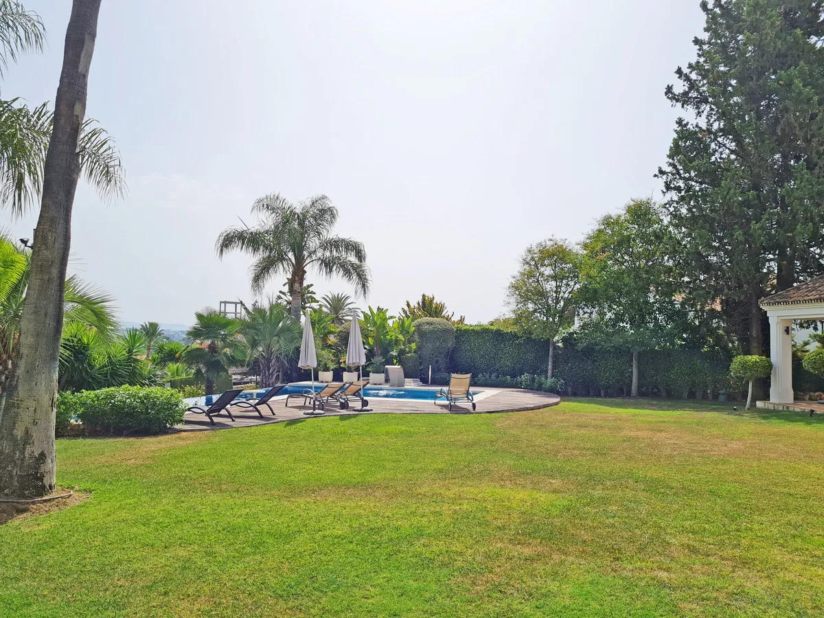 0c5b57ff-223a-47e2-80b9-c1745eaacc1f