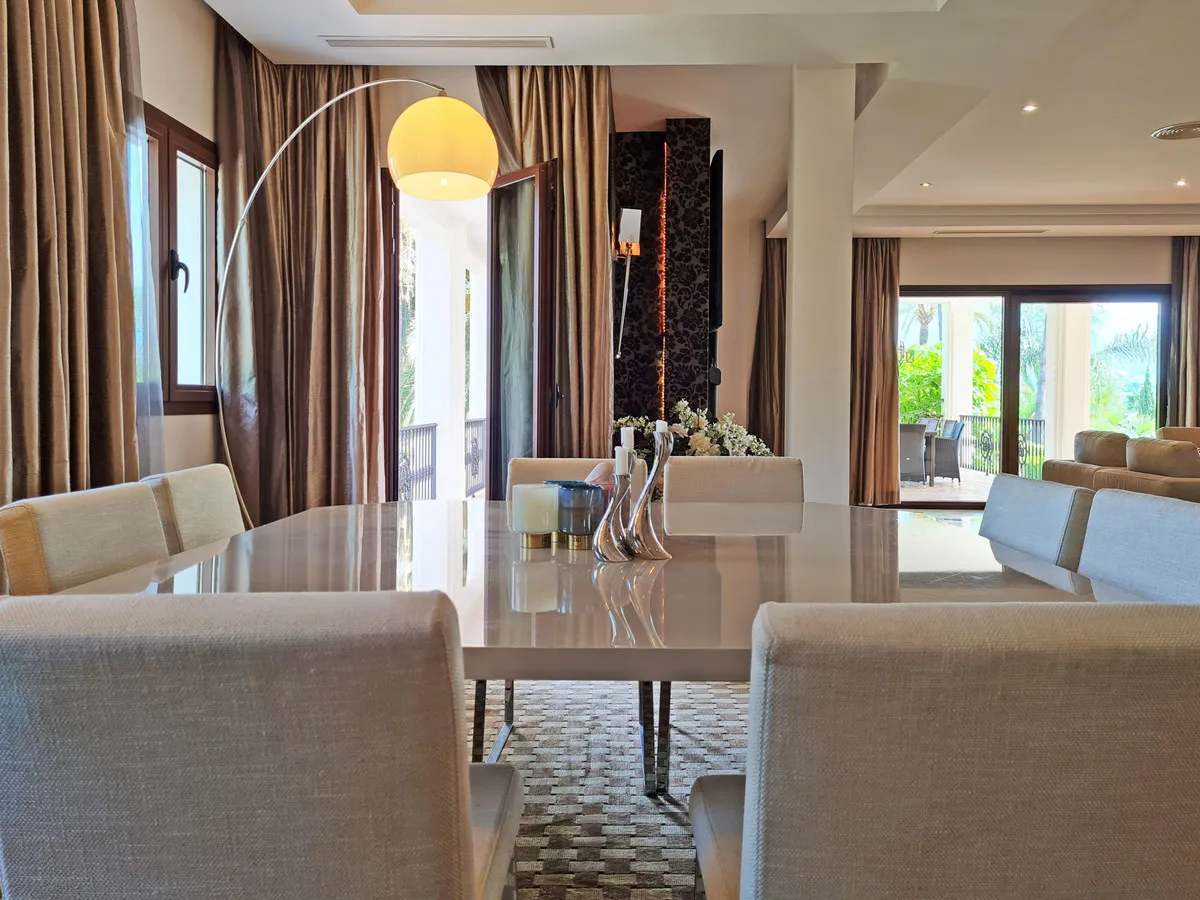 35e7e2cc-8559-4bc2-a365-c1ff2bc9c6b1