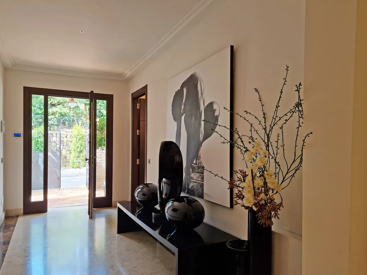 80fd3060-807b-4b13-9b80-566cdf0c5474