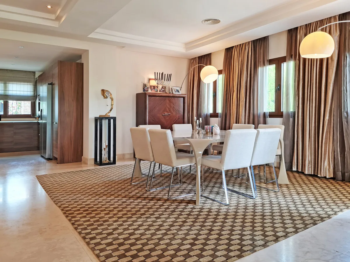 e0b6af2a-d820-44f3-a5fd-d546eeaa4c4d