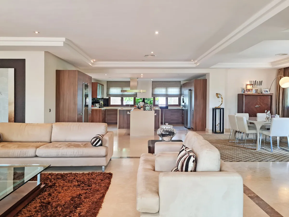 eacfe2f0-db22-43ee-8b0c-f26af0ef41c9