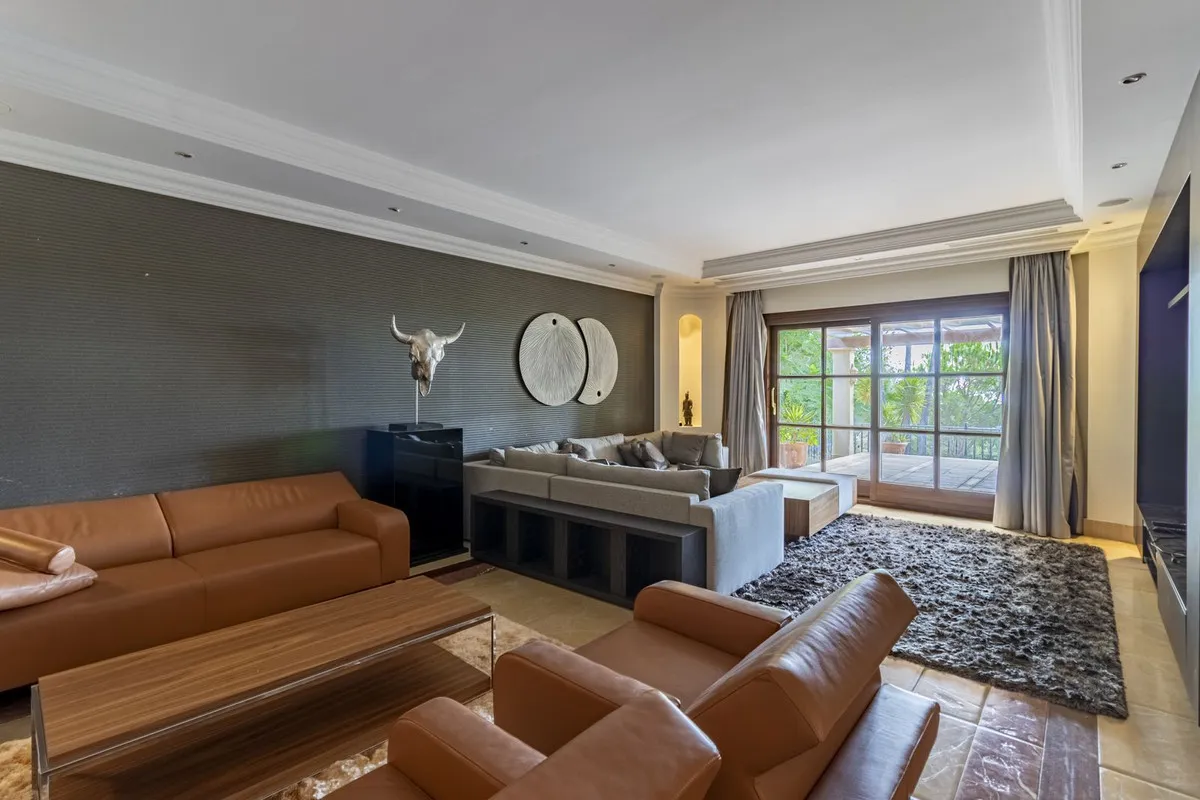 1b9d50d1-e496-49aa-8350-b27dadead61c