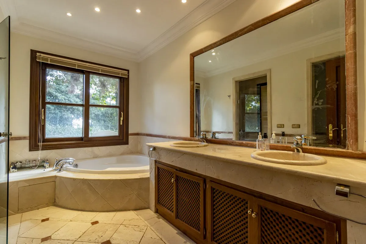 44f1d8cd-0c92-44f0-ac4c-b12e12c5c155