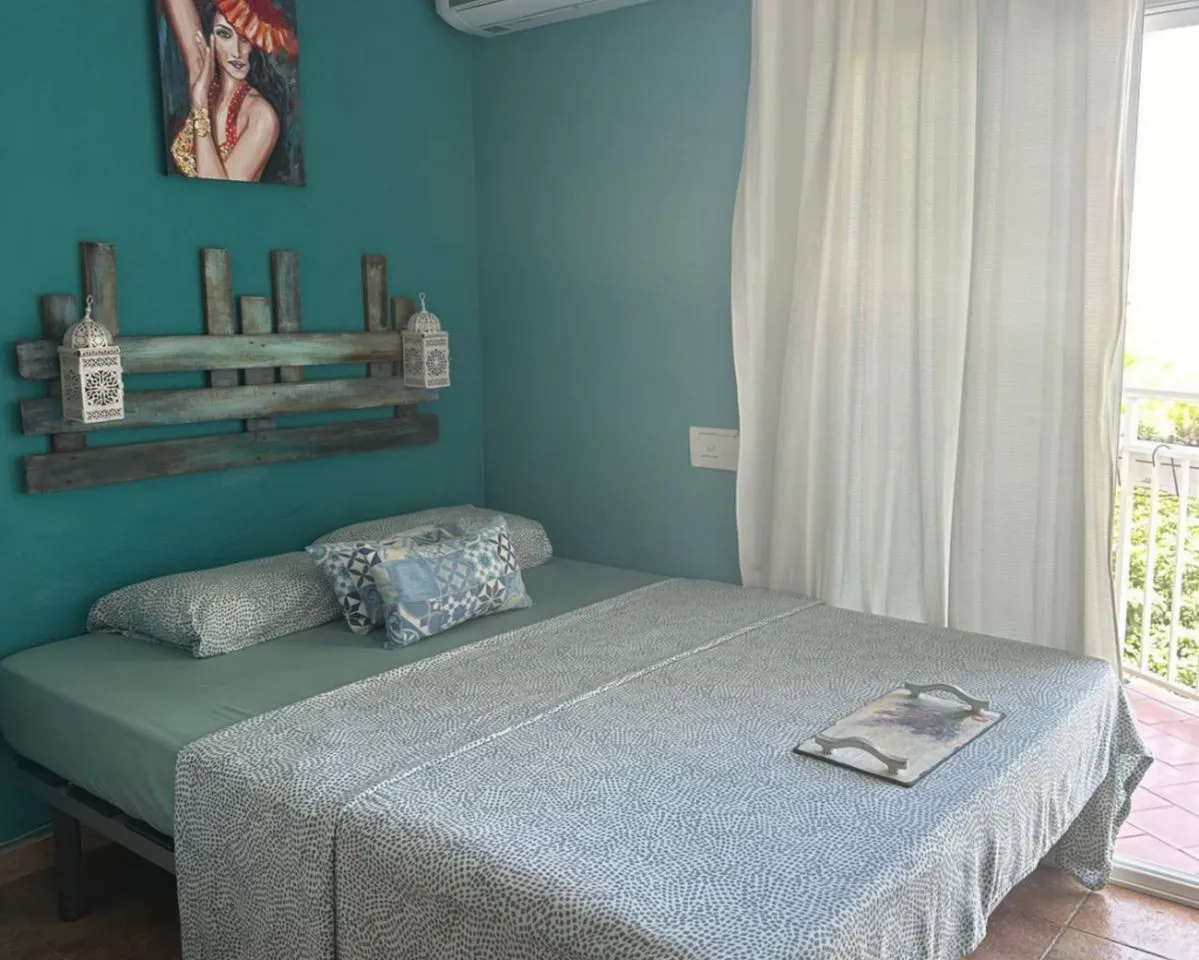 6c9e5186-ab2a-404d-9136-91f71e2e1bc9