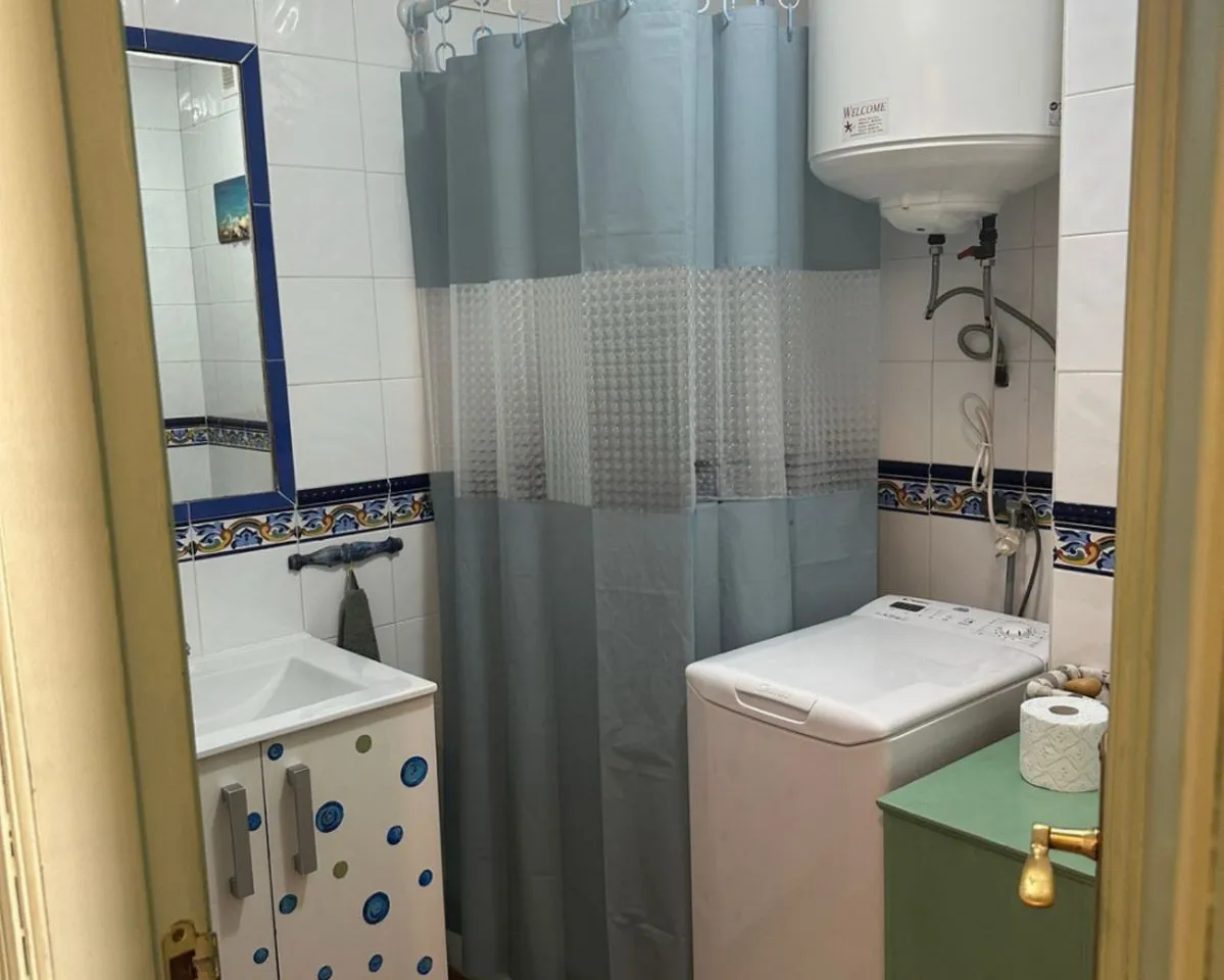 e925c1d2-3592-42d9-9f47-ef2fa9412d84