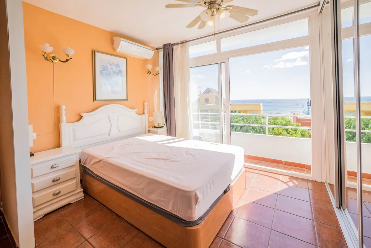 d594388d-fa2b-45c9-b069-d57638a21d7d