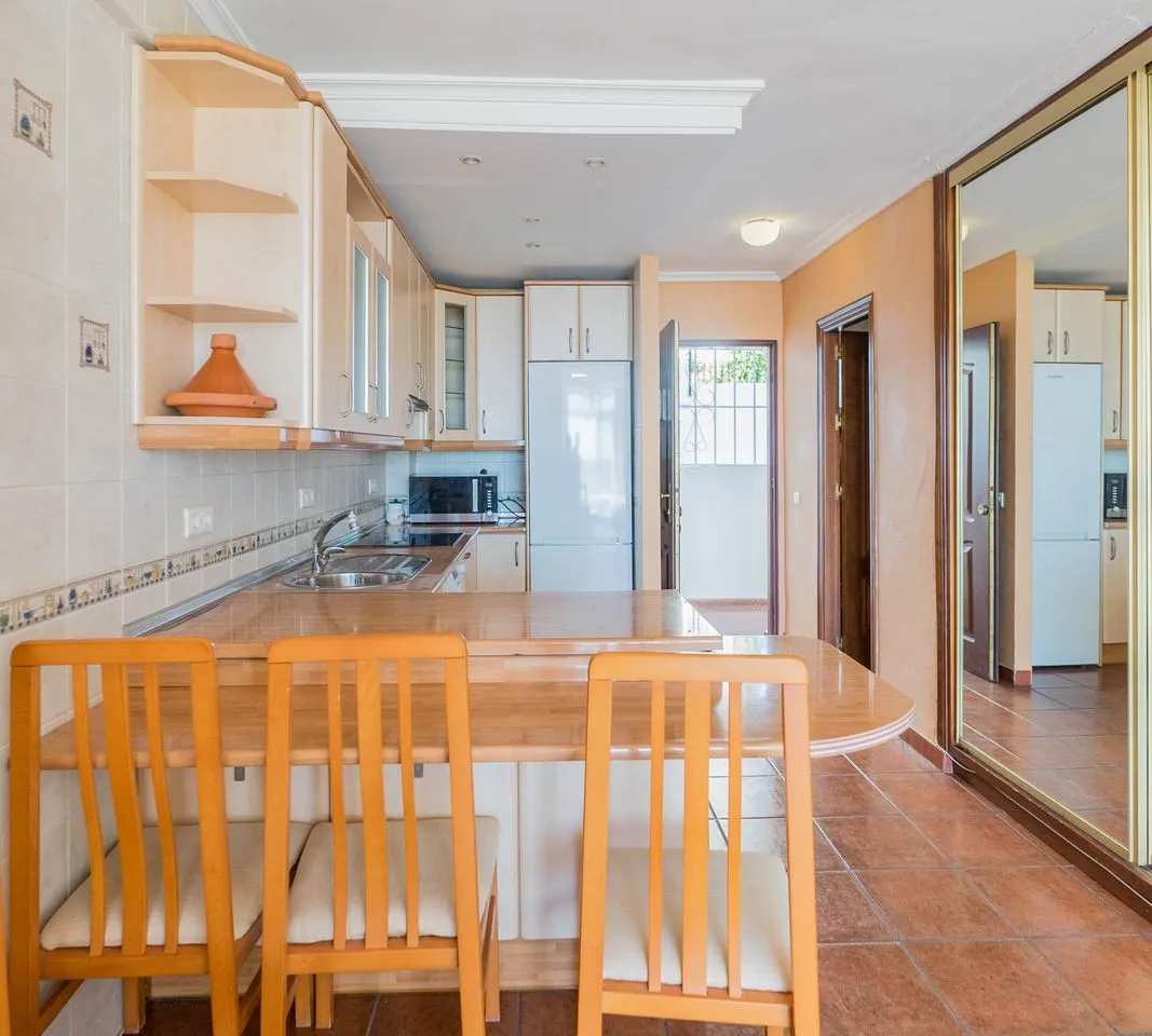 dc225a89-a071-4357-ab67-2d73f8c25b24