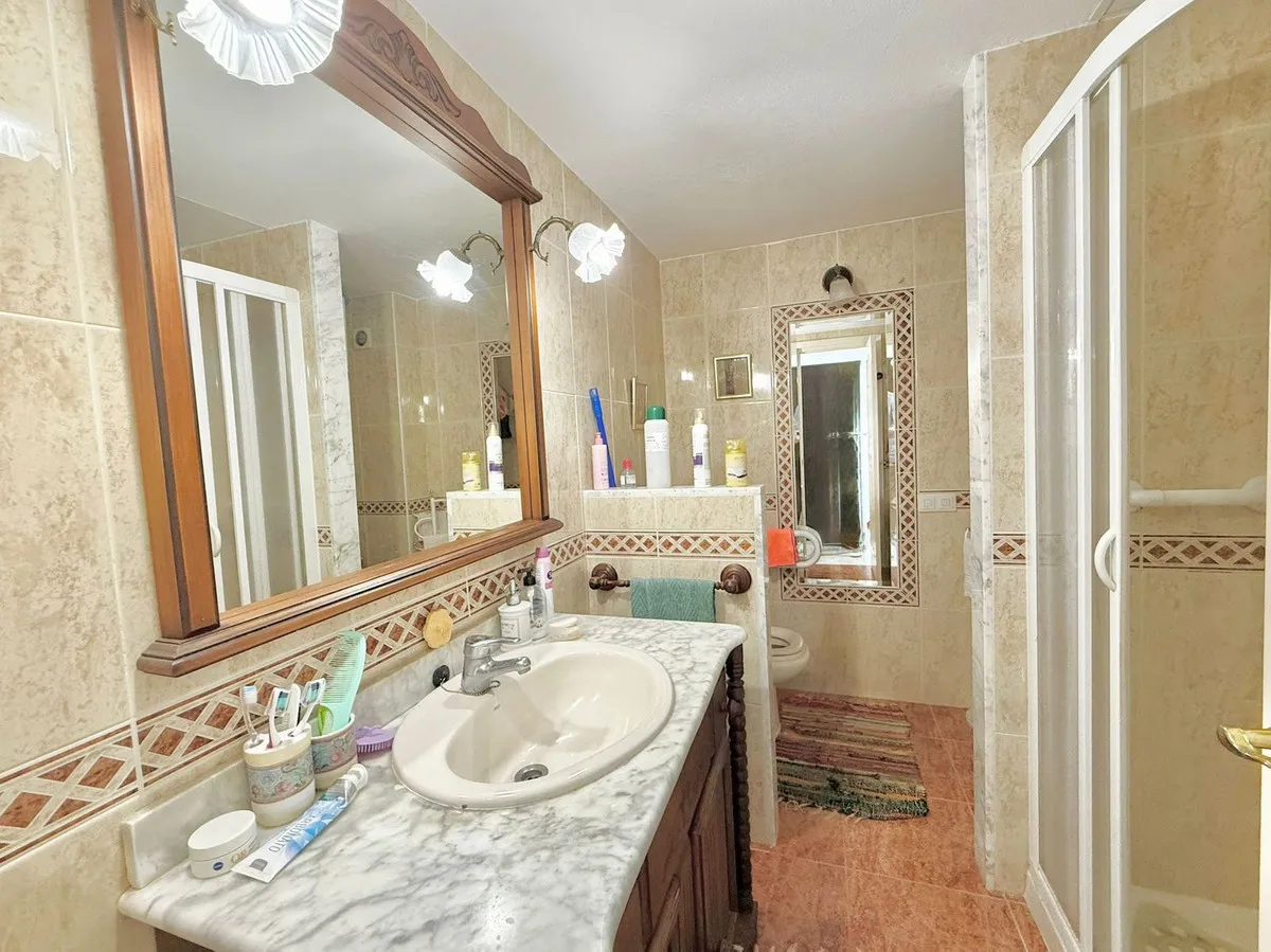 affc8dfc-d674-4d1b-9dd6-c6ce3f5d9cf5