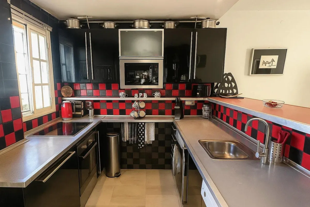 9e2056bf-a518-4576-b4e5-6ac403b7bcc0