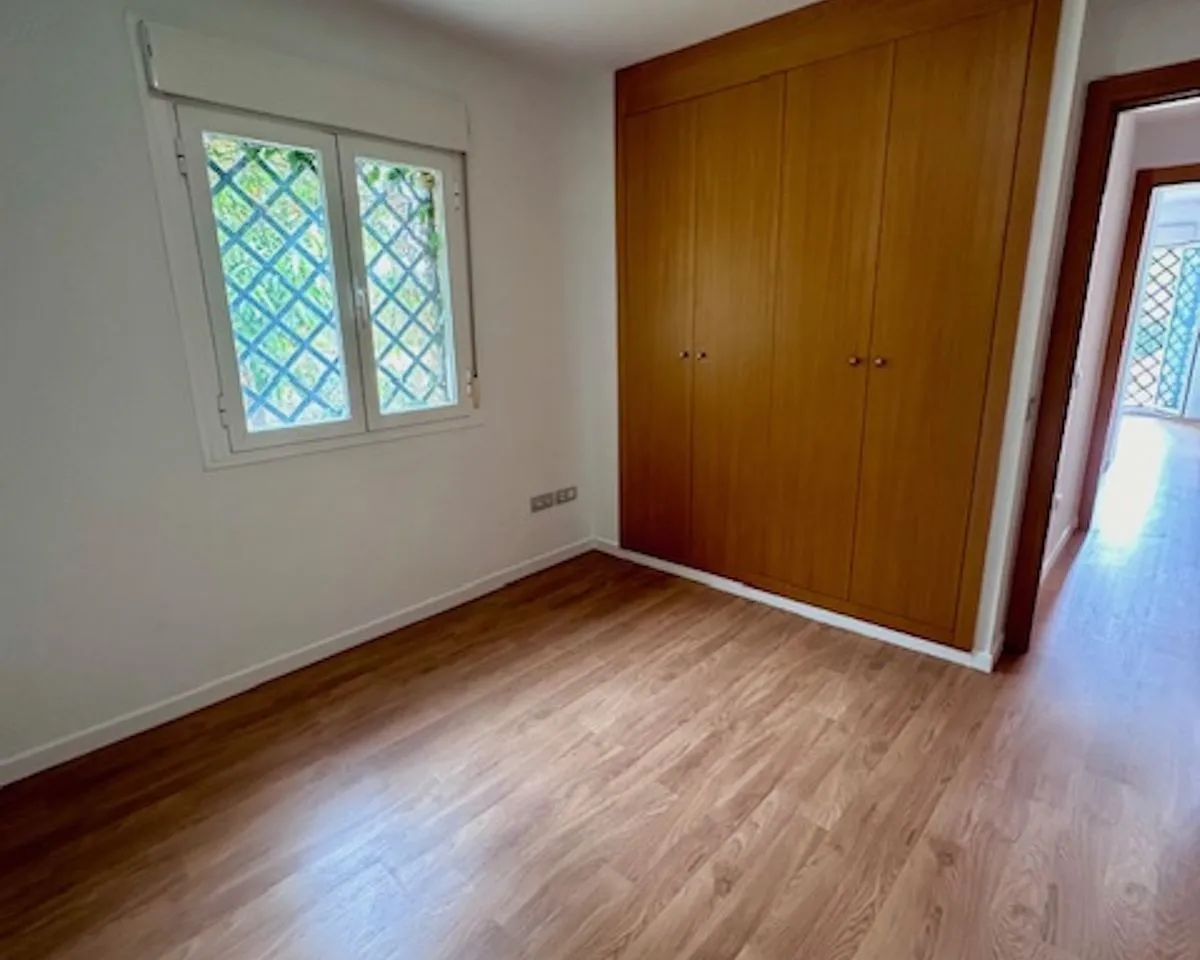 5886cf04-7d6a-4d11-9f7a-39e148cefb71