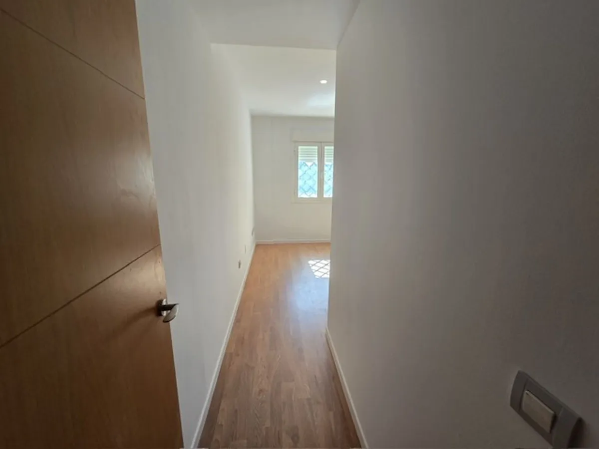 c2b7bda6-1796-4d64-9675-63892ff4be06