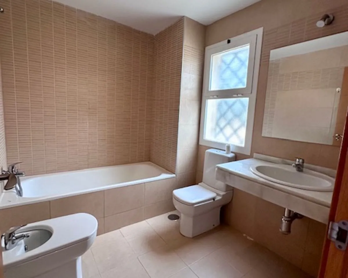 d9fe4d4a-efd5-4f21-a107-e41dcb011066