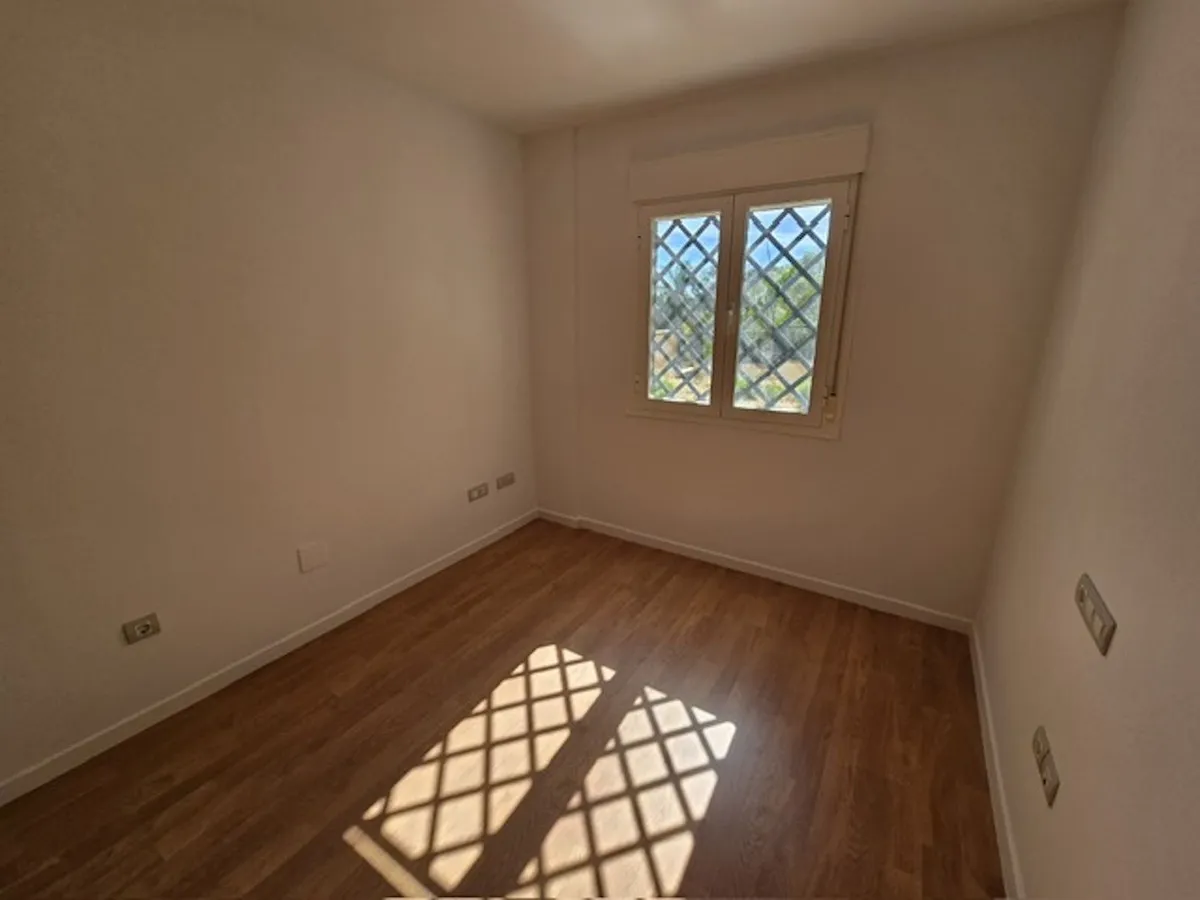 e536f118-6ff5-4f8b-86e3-722884d7fa7e