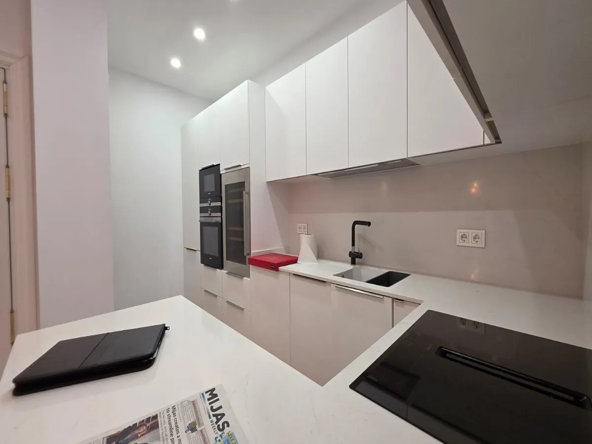 41fe8eec-85de-4715-bb07-609932f64add