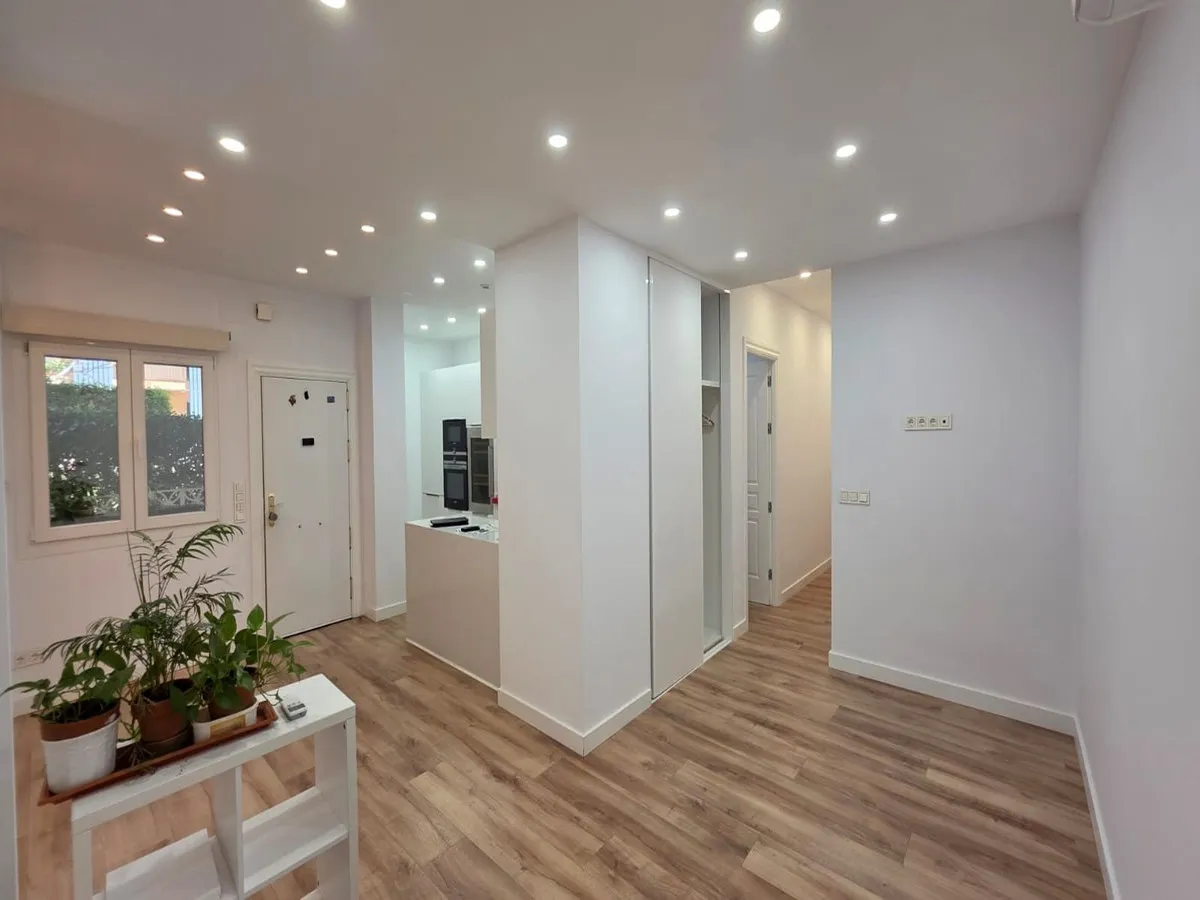 886fe121-fa0a-497b-88e8-4f8b96b15f74