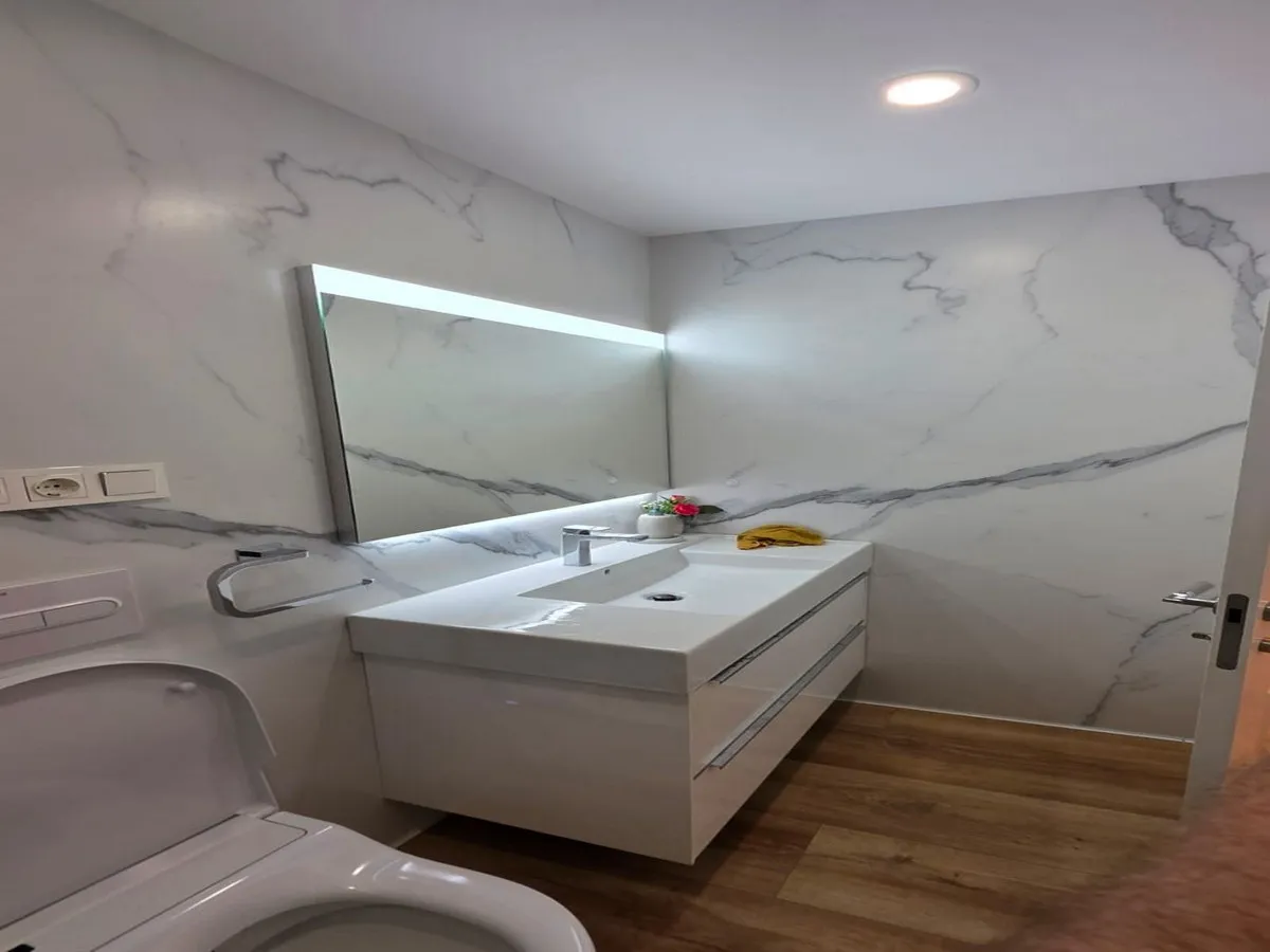 f8c5e822-d00e-41c4-8285-39f78e7de78d