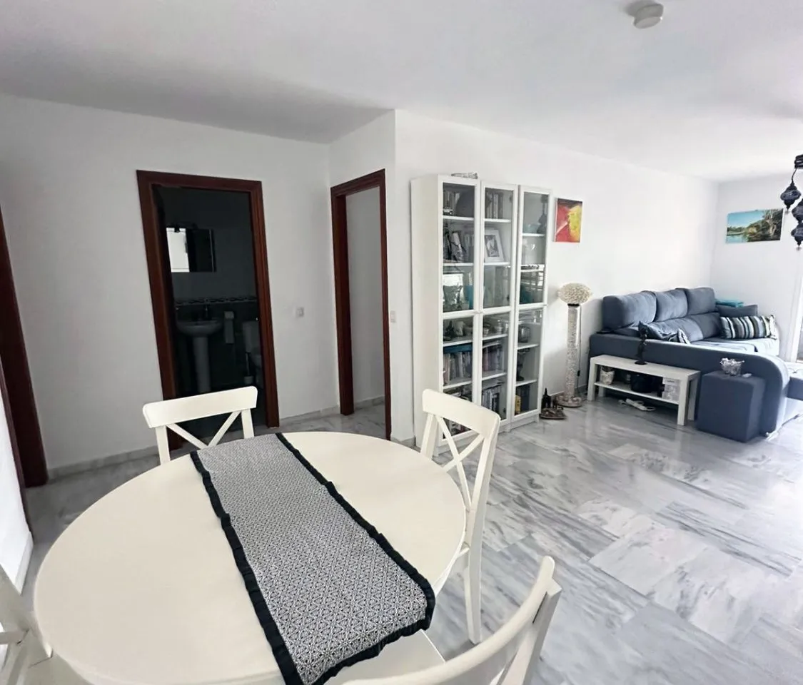 35ba45df-6b88-40c9-b517-8744e3399e05