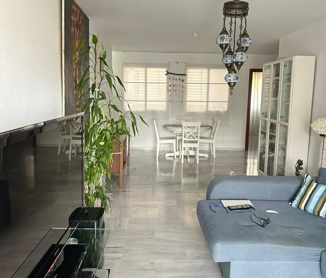 702b80ca-02a7-4078-be56-8d944b0a69f4