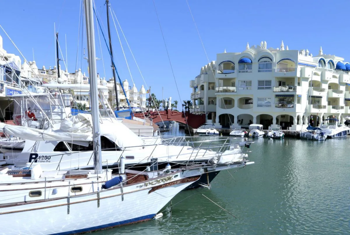 94444217-533e-40c8-9a65-830d32a93eec