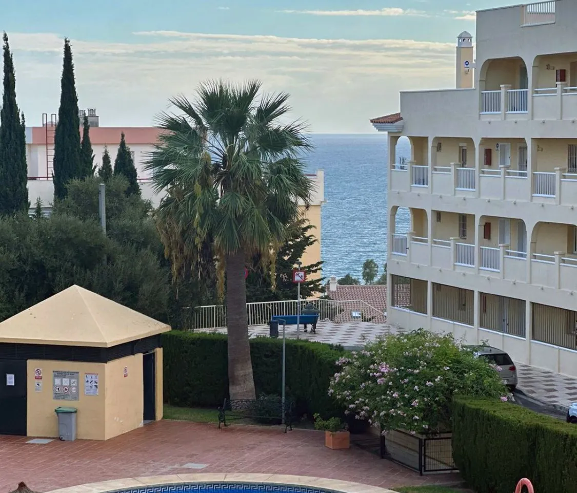 b093f397-8a2e-4de5-b15b-05a97bf33702