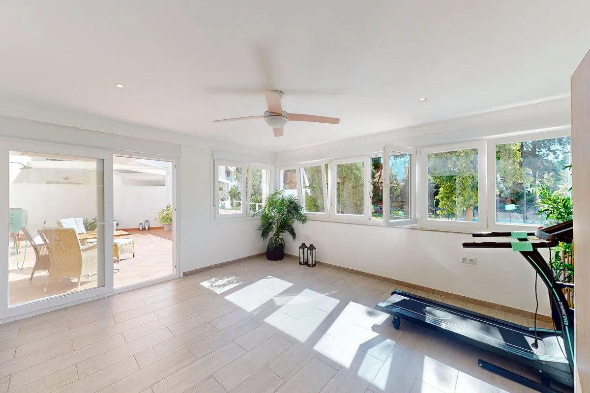 66425375-545d-4a6f-9752-1c97770ec242