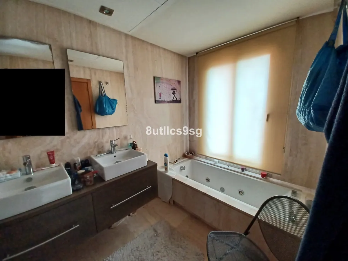 f2830ea8-b8e5-4324-bb4d-f2c33e43f96f