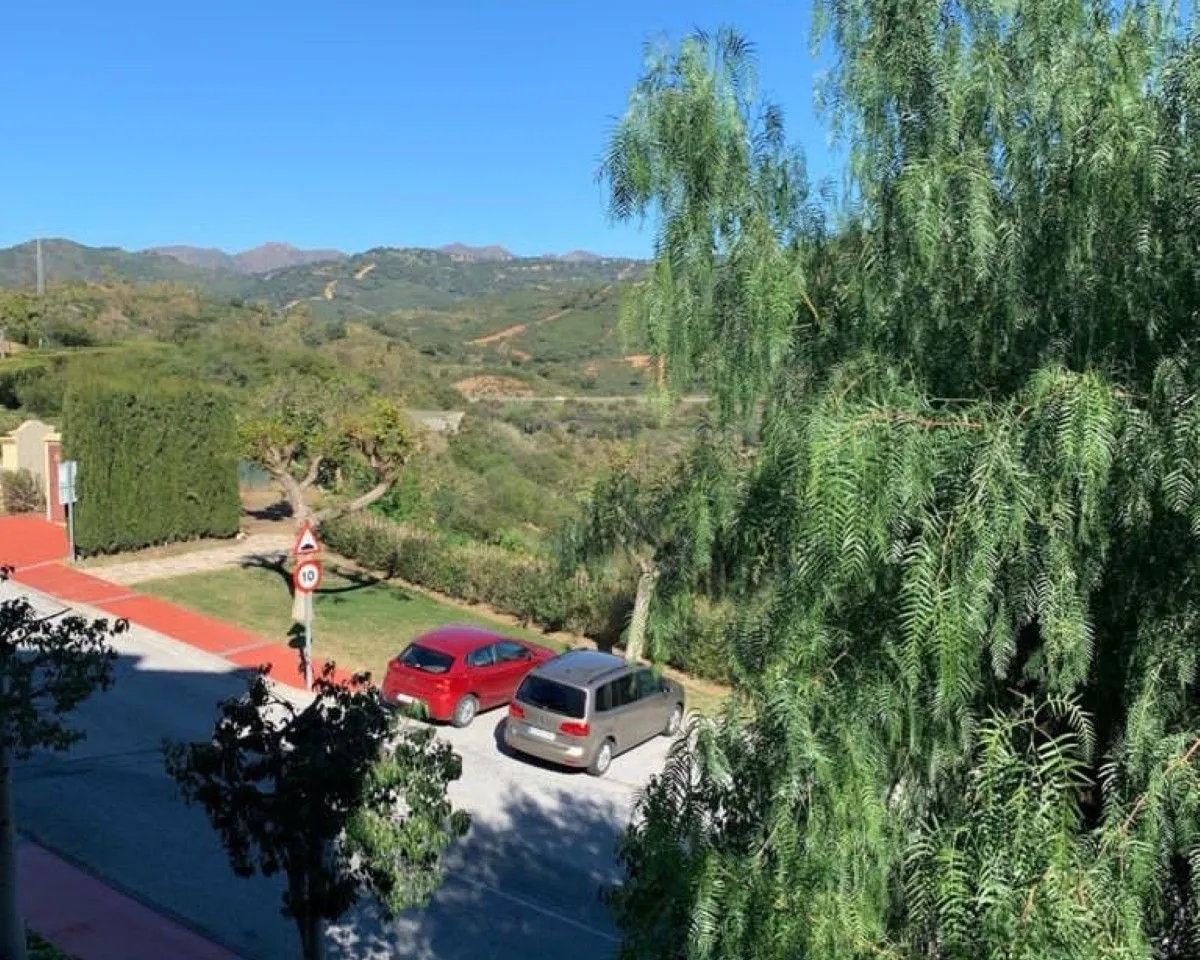 4a17d3f2-6f4e-4abd-a8ac-7f04e37c0b45