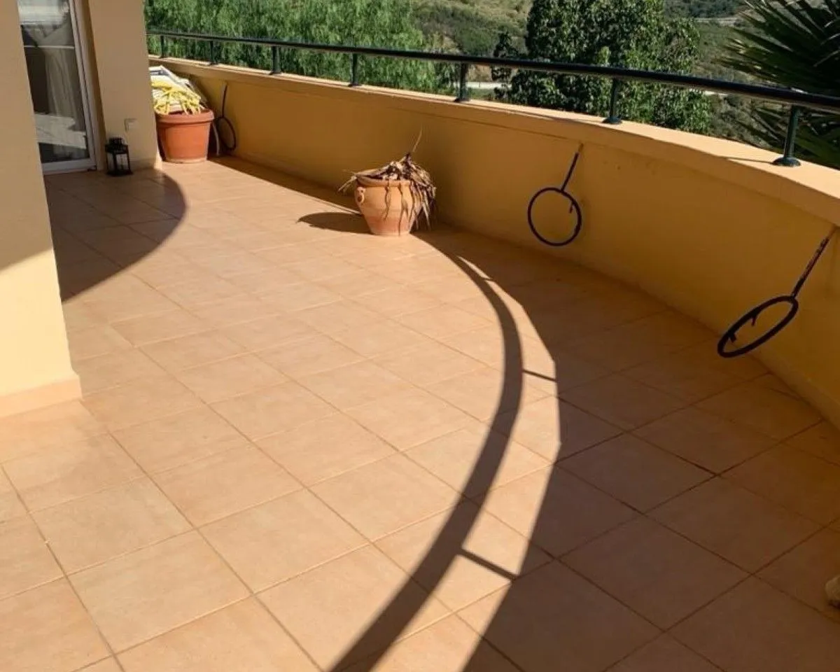 6fd96cbb-f893-423d-afd0-e5c2848370df