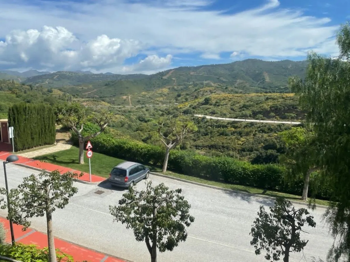 ce03ae2f-b3dc-475b-9f22-72259a5f237d