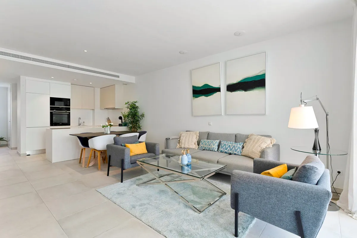 19eab92b-7c05-4b9b-9ec8-11acedaee936