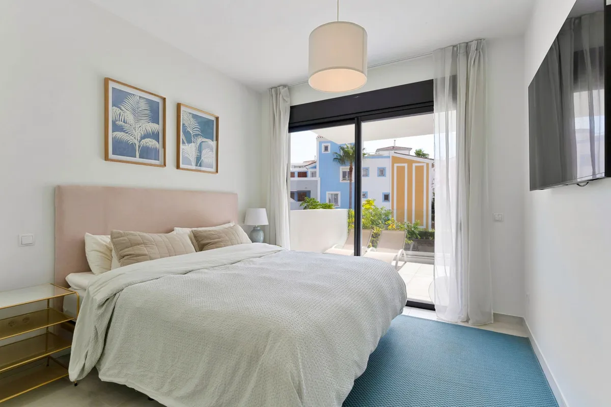 49221430-0585-422e-b690-65a34a7d5aaf