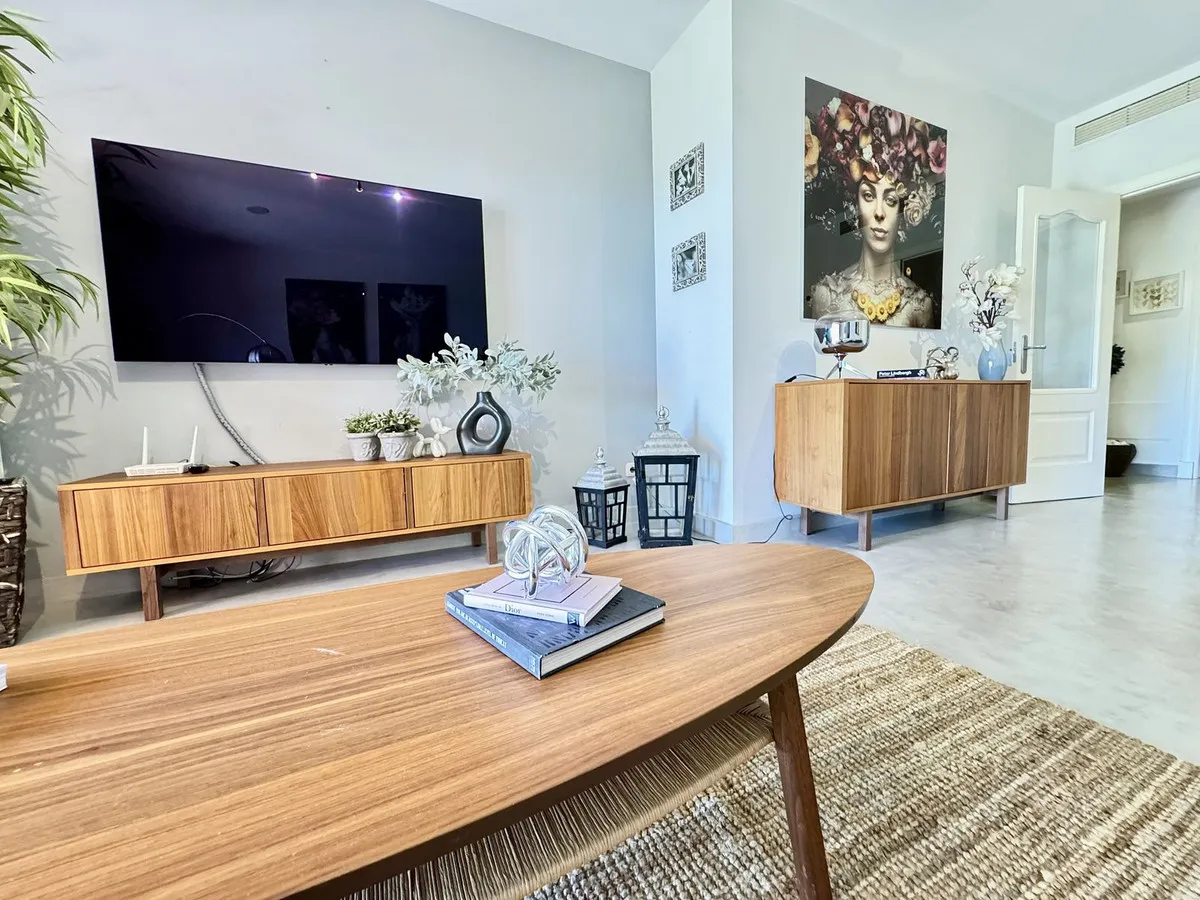 152c757b-d5d4-4858-8a7f-38c0693aa880