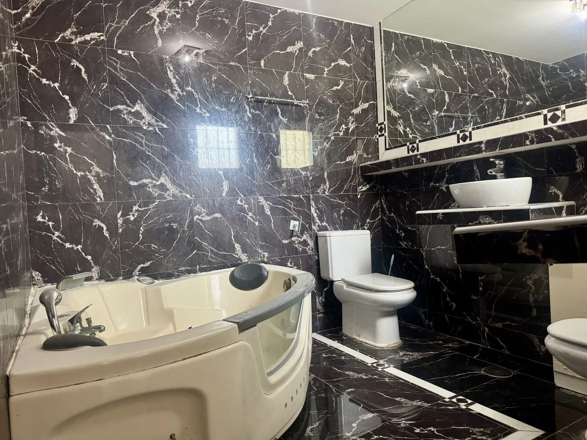 e3744e6b-5ccf-454a-93bf-46cec52b4940