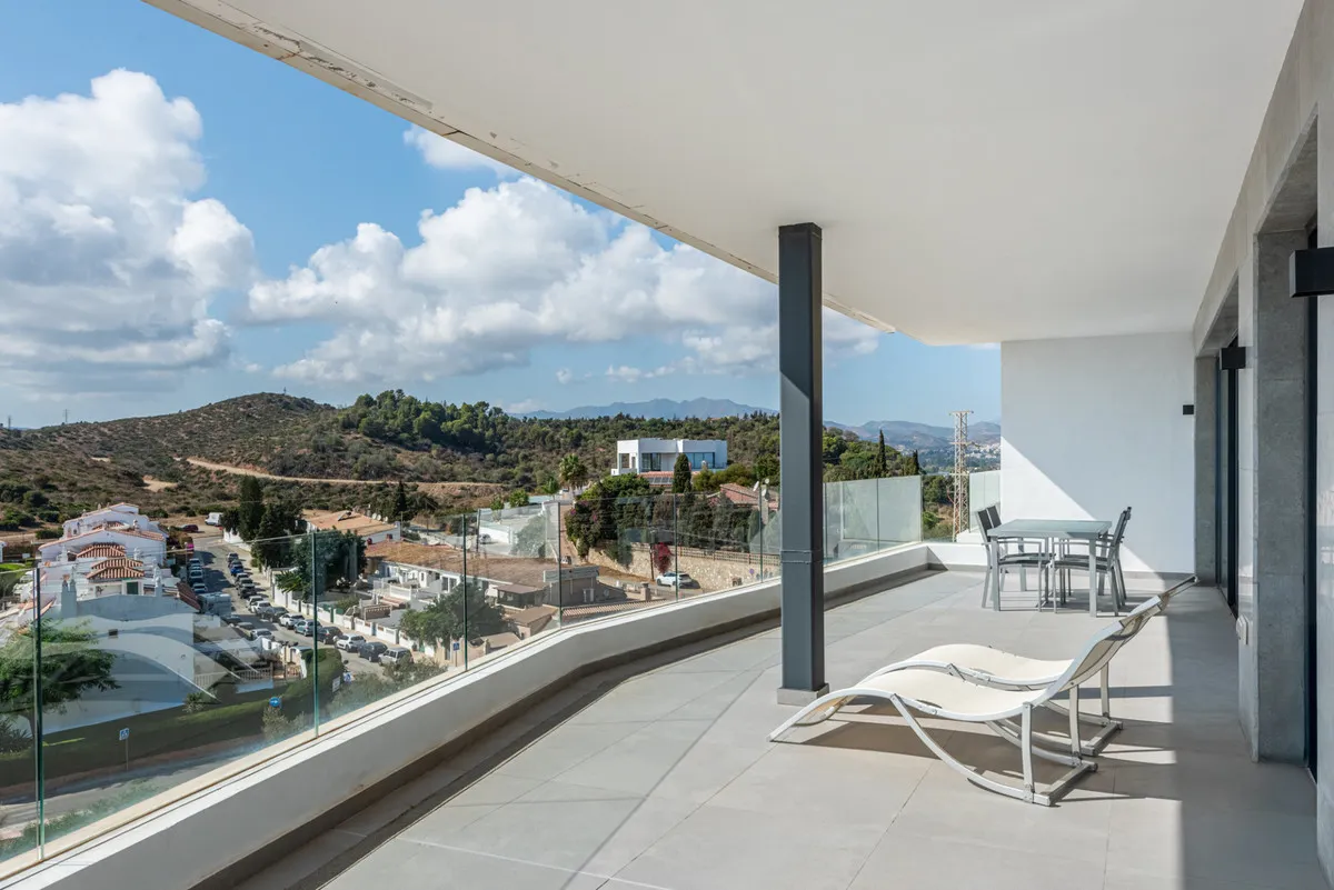 023e72a5-021a-424d-945b-d903154cfcd0