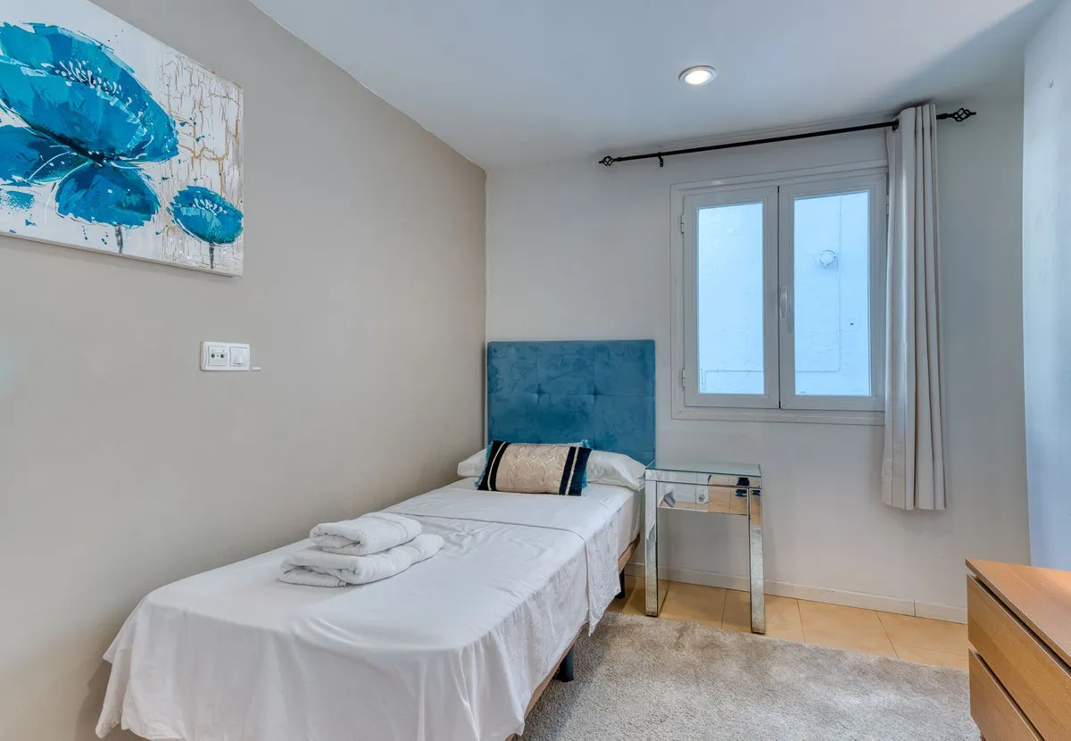 c175bfb8-000e-4f2b-9a03-3065c7d588ee