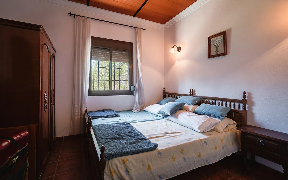 9982989e-957c-44d4-8467-ec0a6584ca76