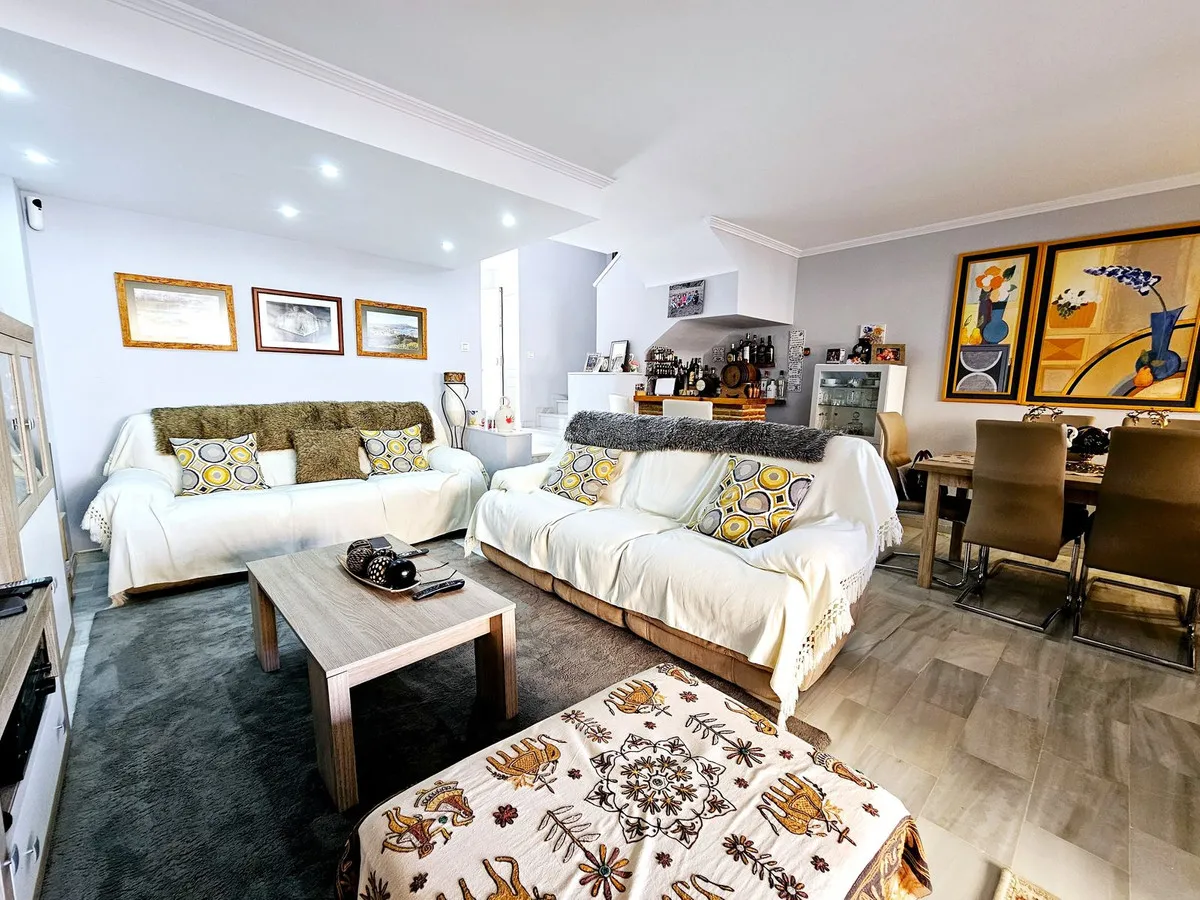 2346940a-4b77-4a3b-8c63-25d0dd082a0c