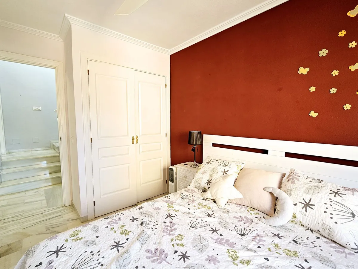 30135759-88f2-4264-aeb6-902295640d87