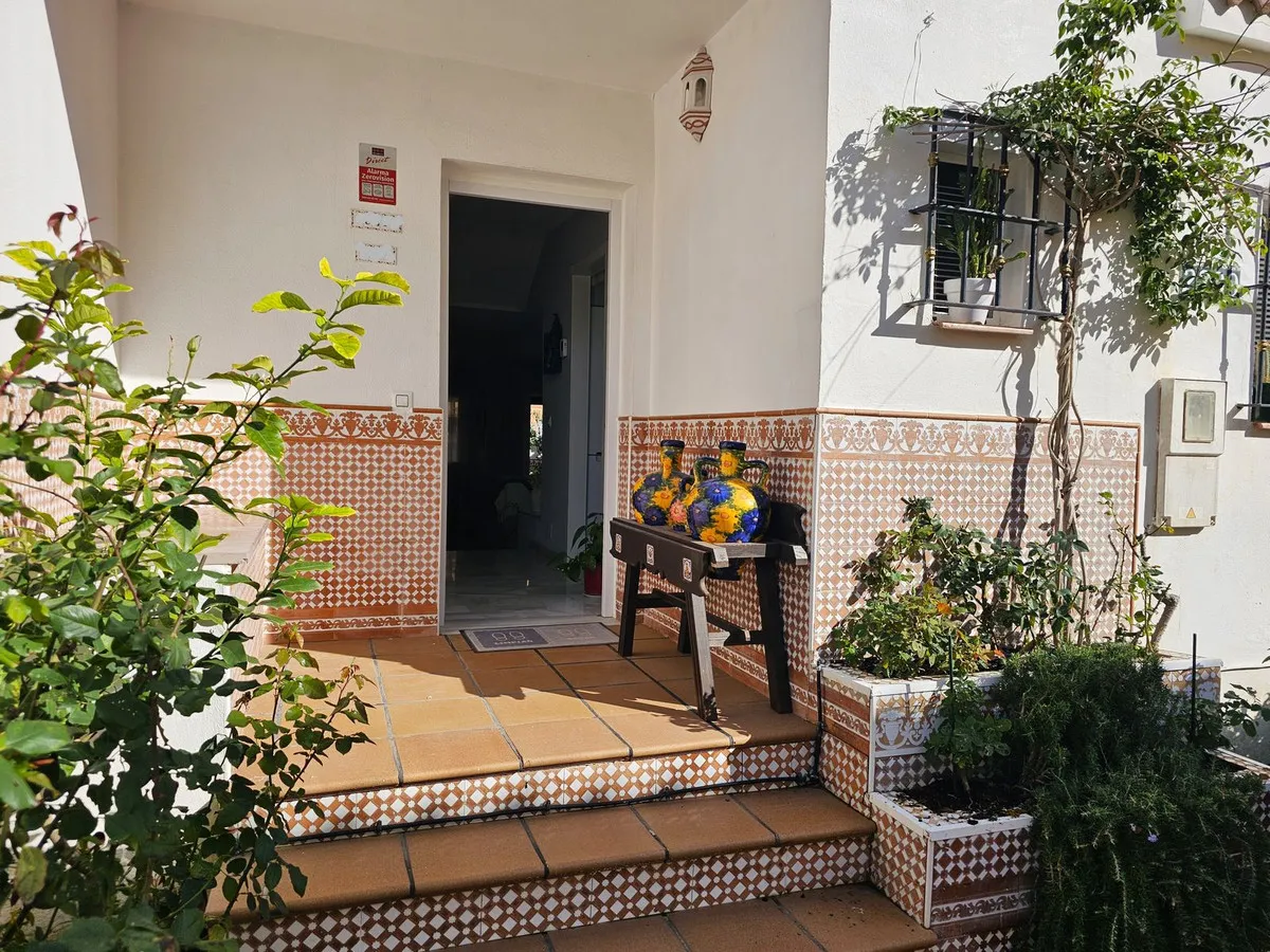 7a80e1b9-57e6-447e-a3a4-ff36d6bd7169