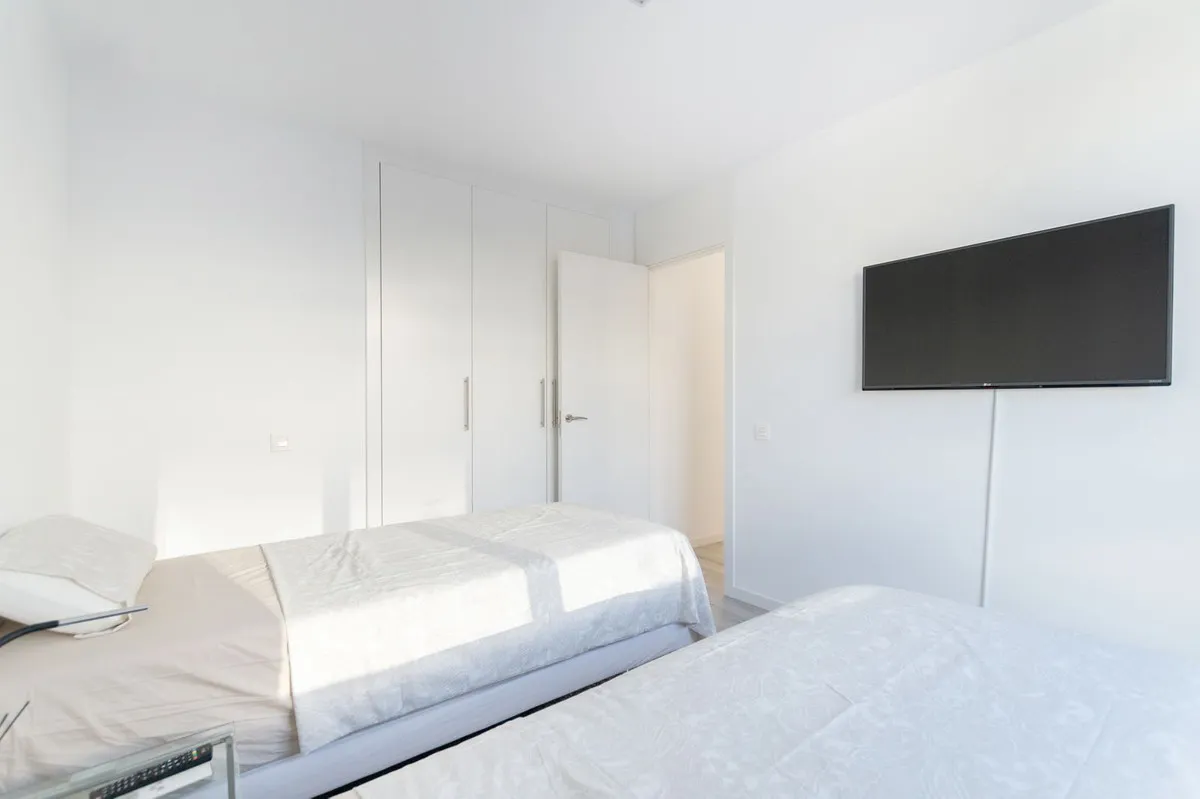 0e5fe12c-611d-4ca9-91ec-98f56ca994e1