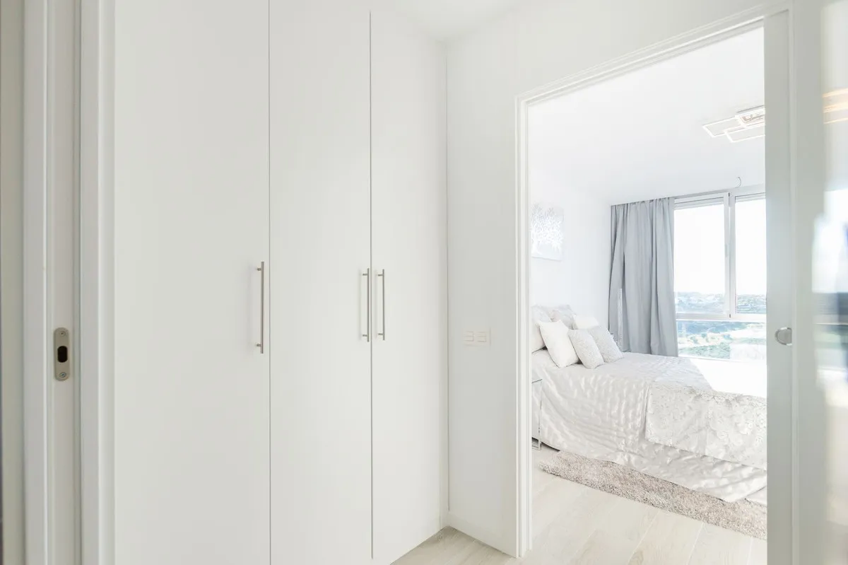 59740785-6cb1-4537-89d5-5428b7cd475d