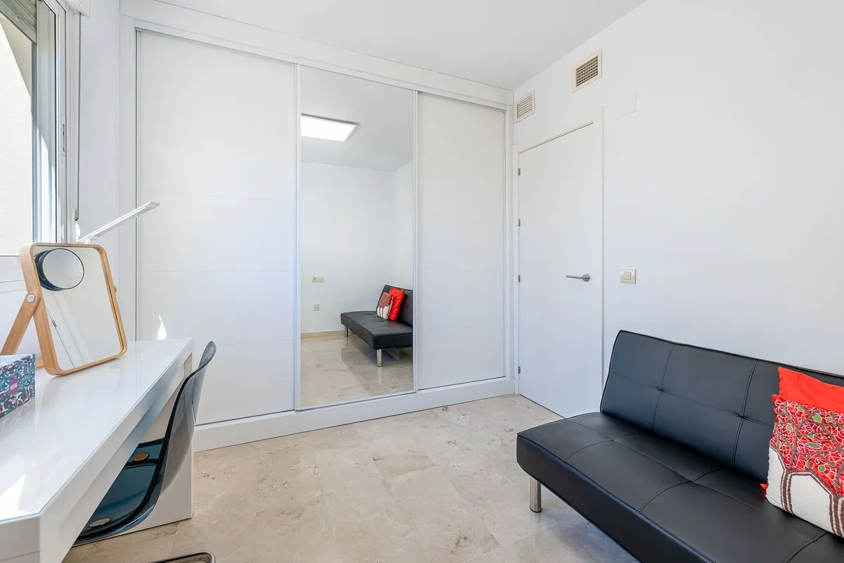 4c3b1b99-845a-4ada-94cf-95cbe5f51fd0