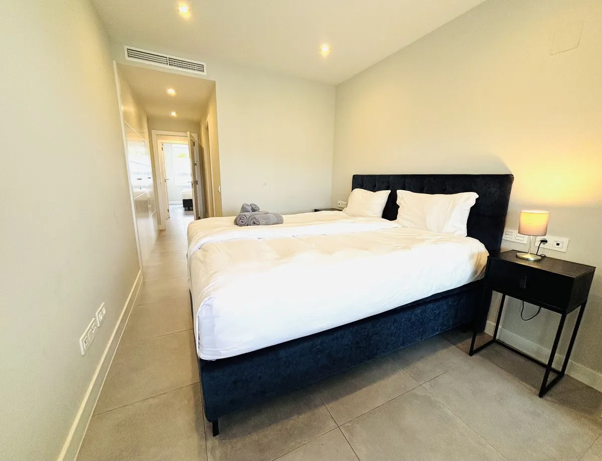 8c6b8cc6-0d20-49f4-9a9a-d2ff36ecaa02