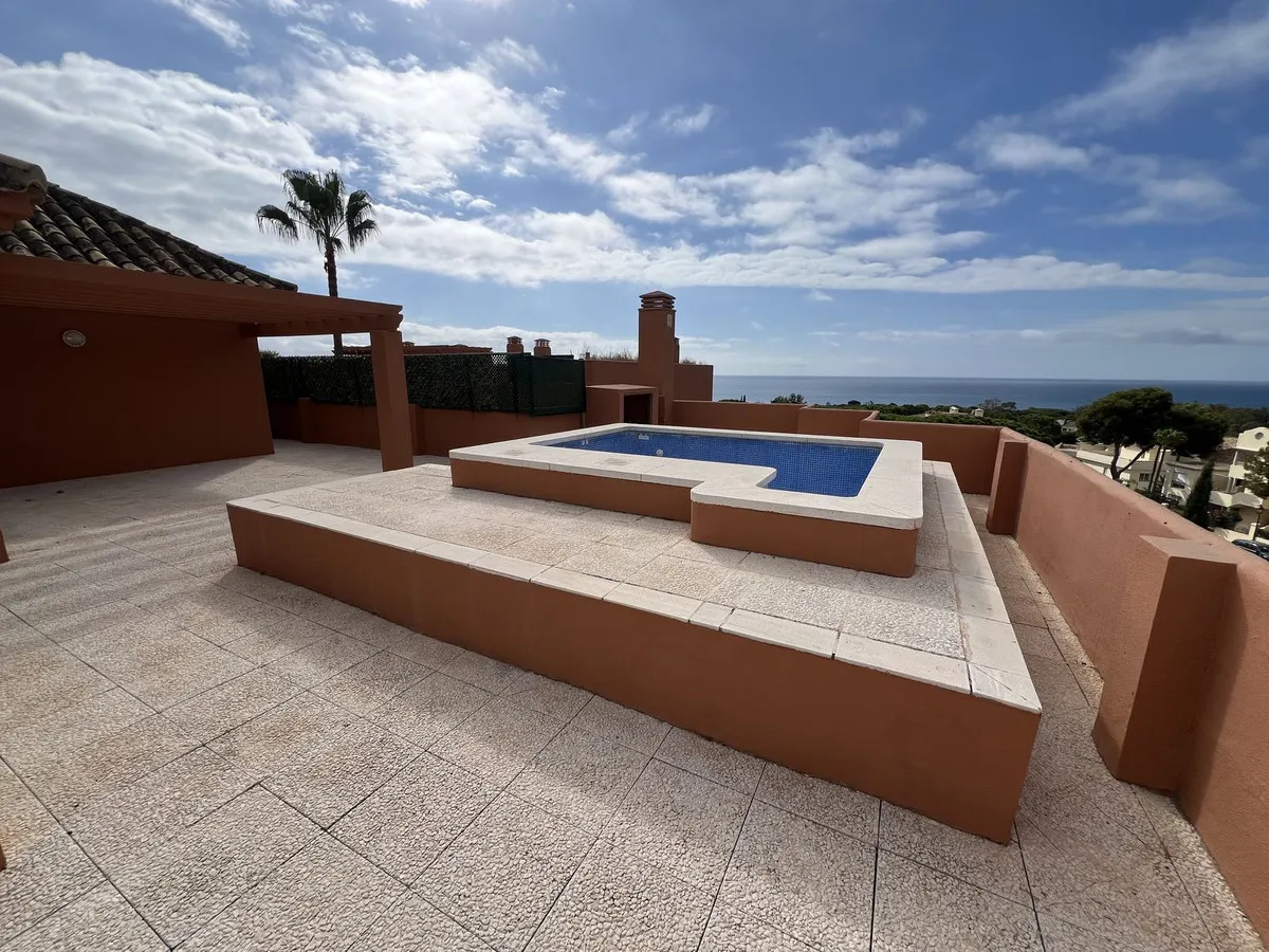 220569b5-ee3c-4f23-af84-90dc6a1e35f3